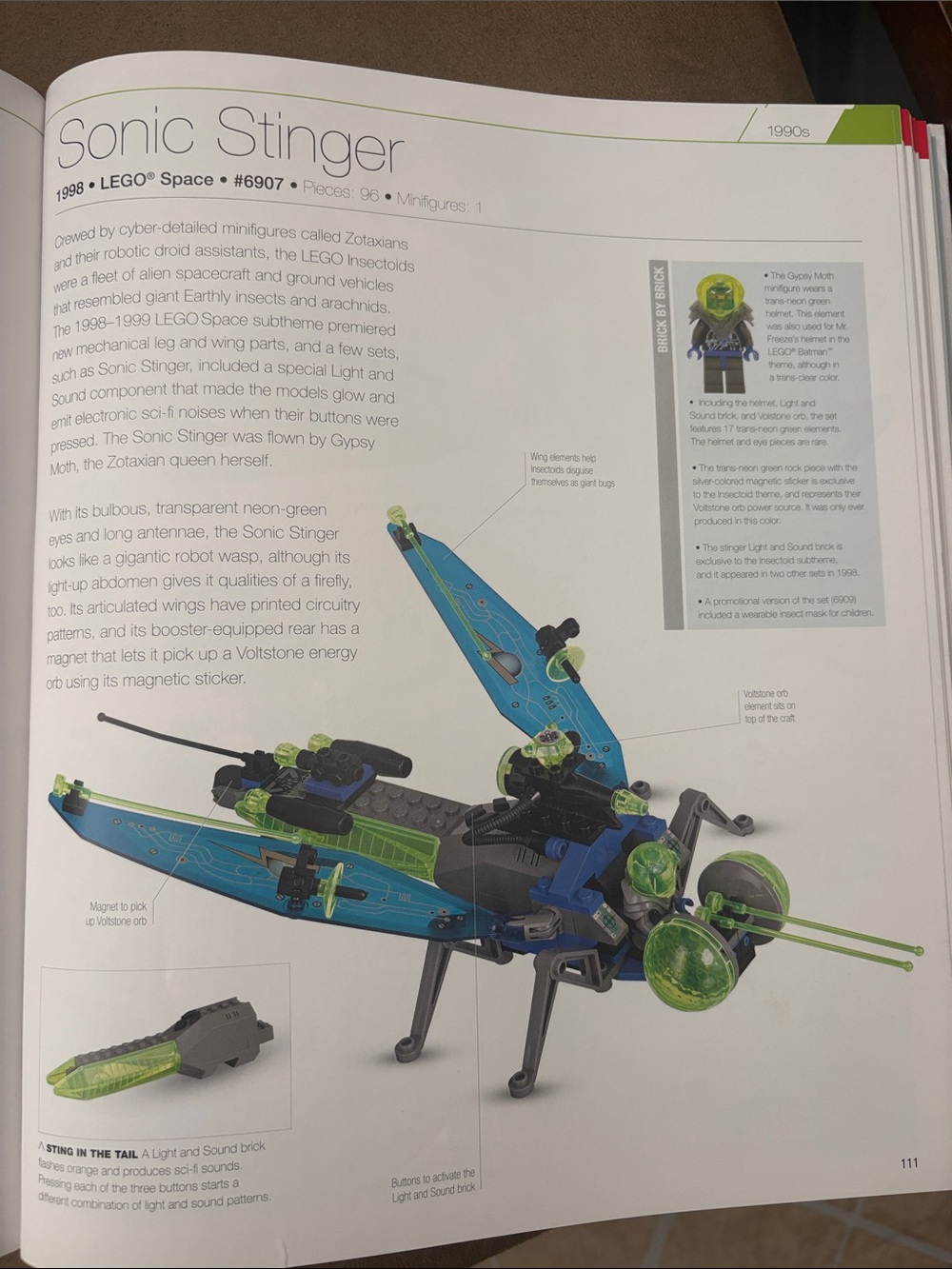 LEGO Book - Picture 2 of 3